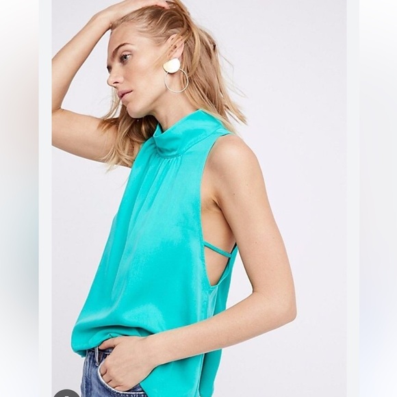FREE PEOPLE Palm Breeze Mock Neck Sleeveless Top Size M Women Casual Boho D16 - Picture 1 of 3